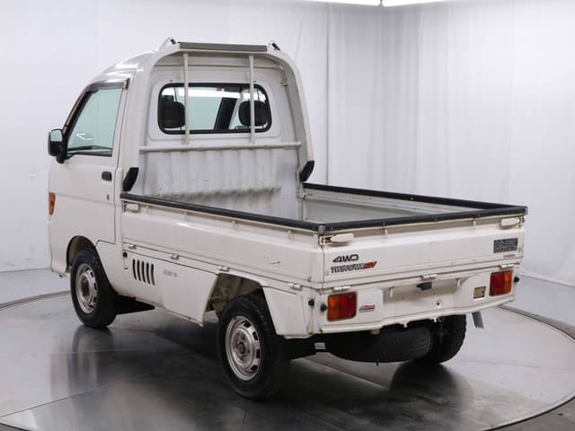 1998 Daihatsu Hijet JDM car for sale — photo 3 of 10