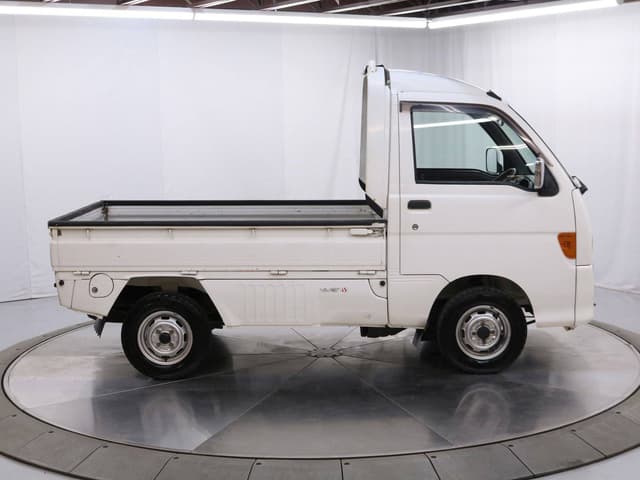 1998 Daihatsu Hijet JDM car for sale — photo 6 of 10