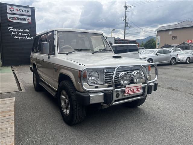 1990 Mitsubishi Pajero JDM car for sale — photo 24 of 24