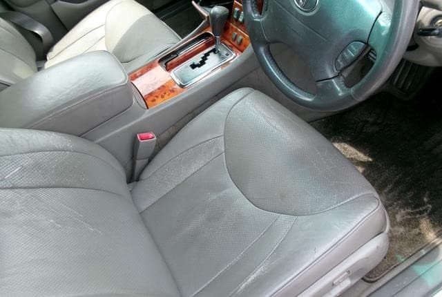 2001 Toyota Celsior JDM car for sale — photo 11 of 17