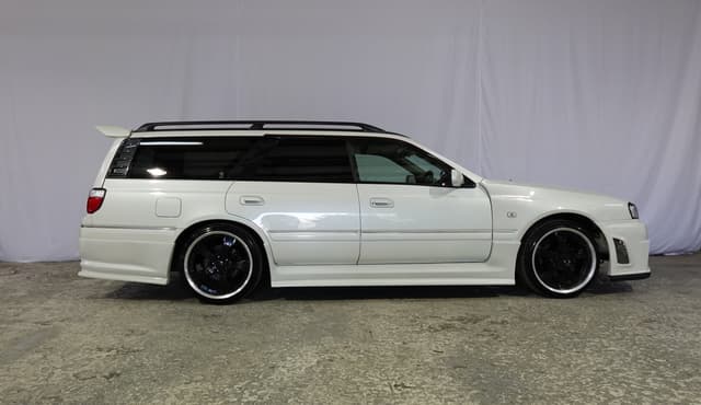 1999 Nissan Stagea JDM car for sale — photo 5 of 19