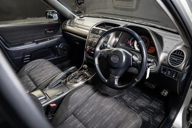 1999 Toyota Altezza JDM car for sale — photo 15 of 16
