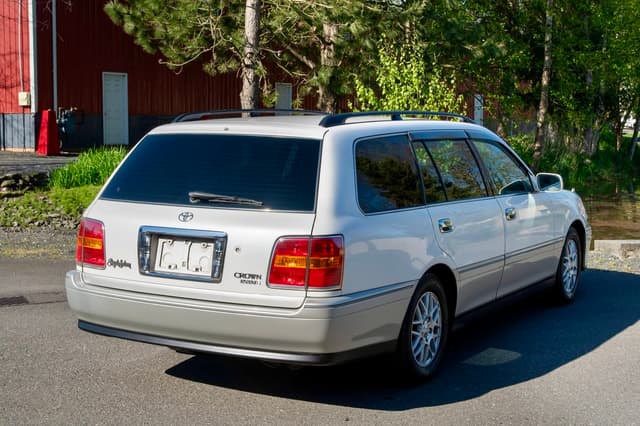 2000 Toyota Crown JDM car for sale — photo 7 of 25