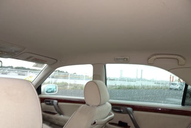 2001 Toyota Crown JDM car for sale — photo 24 of 25