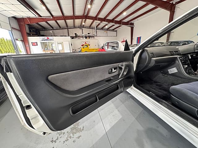 1994 Nissan Skyline JDM car for sale — photo 24 of 25
