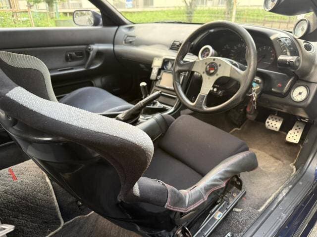 1991 Nissan Skyline JDM car for sale — photo 14 of 20