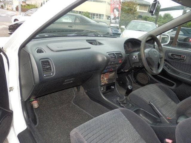 1998 Honda Integra JDM car for sale — photo 10 of 20