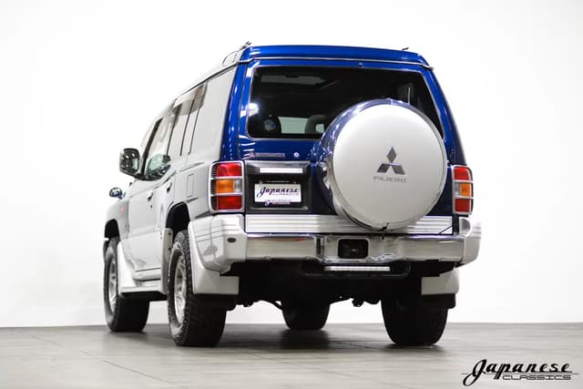 1997 Mitsubishi Pajero JDM car for sale — photo 6 of 25
