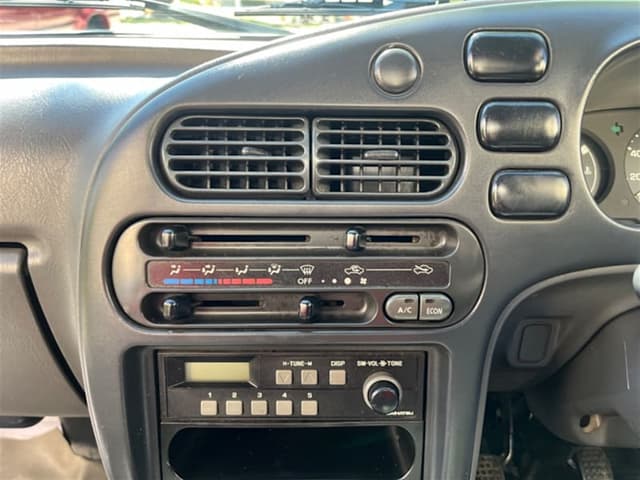 1997 Daihatsu Hijet JDM car for sale — photo 15 of 17
