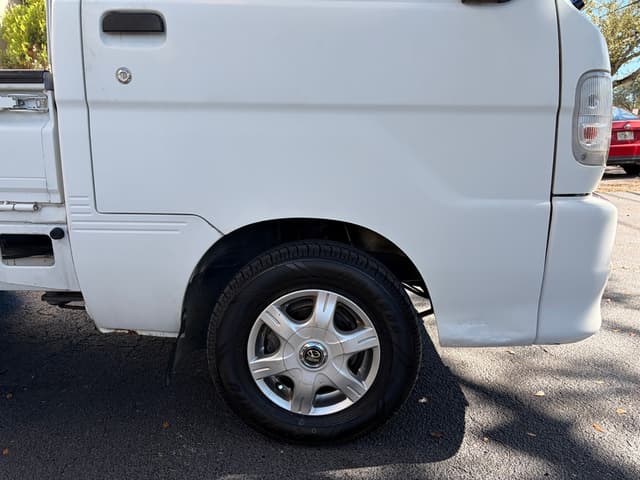 2000 Daihatsu Hijet JDM car for sale — photo 10 of 17