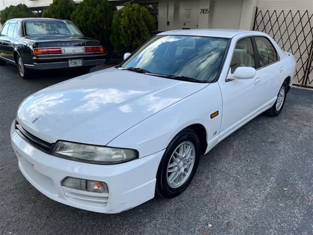 1997 Nissan Skyline JDM car for sale — photo 3 of 17