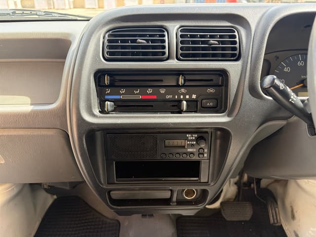 2001 Suzuki Carry JDM car for sale — photo 16 of 18