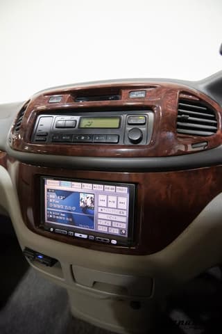 1997 Toyota HiAce JDM car for sale — photo 10 of 25