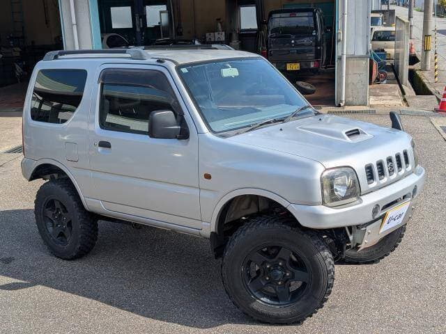 1999 Suzuki Jimny JDM car for sale — photo 14 of 20