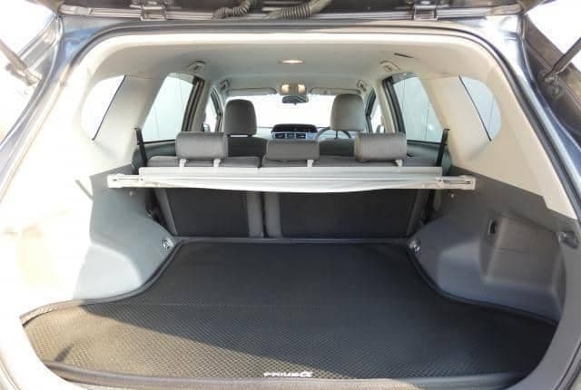 2011 Toyota Prius JDM car for sale — photo 12 of 20