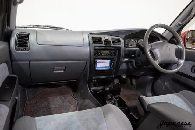 1999 Toyota Hilux Surf JDM car for sale — photo 9 of 25
