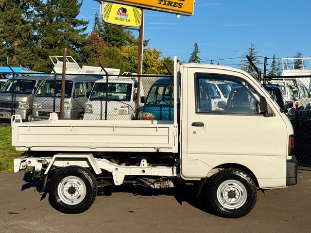 1991 Mitsubishi Minicab JDM car for sale — photo 16 of 25