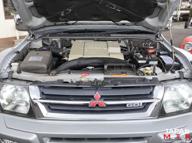 2000 Mitsubishi Pajero JDM car for sale — photo 12 of 15