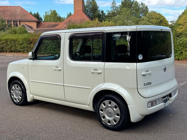 2008 Nissan Cube JDM car for sale — photo 23 of 25