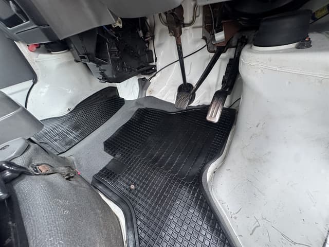 1999 Suzuki Carry JDM car for sale — photo 19 of 21