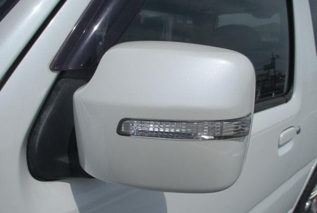 2010 Suzuki Jimny JDM car for sale — photo 25 of 25