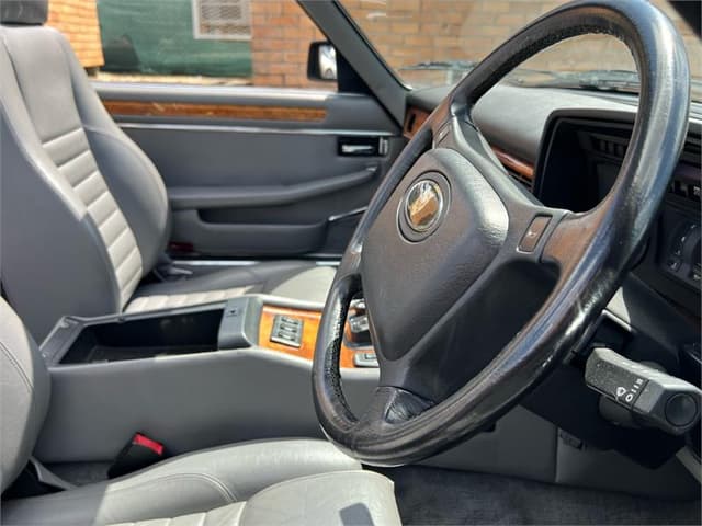 1991 Jaguar JDM car for sale — photo 21 of 25