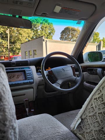 2001 Toyota Crown JDM car for sale — photo 13 of 21