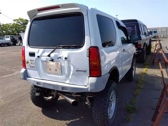 2001 Suzuki Jimny JDM car for sale — photo 2 of 7