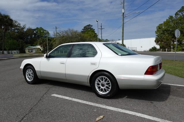 1997 Toyota Celsior JDM car for sale — photo 12 of 21