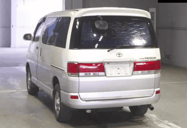1998 Toyota Regius JDM car for sale — photo 4 of 8