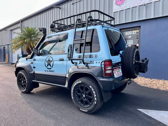 1996 Mitsubishi Pajero JDM car for sale — photo 12 of 26