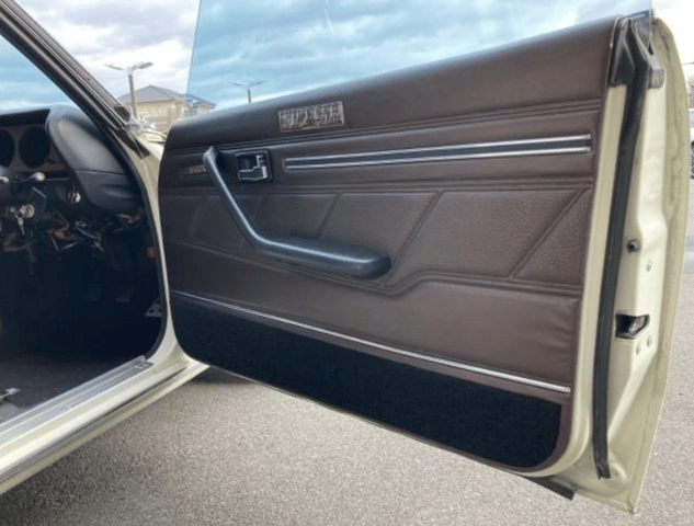 1976 Nissan Skyline JDM car for sale — photo 13 of 13