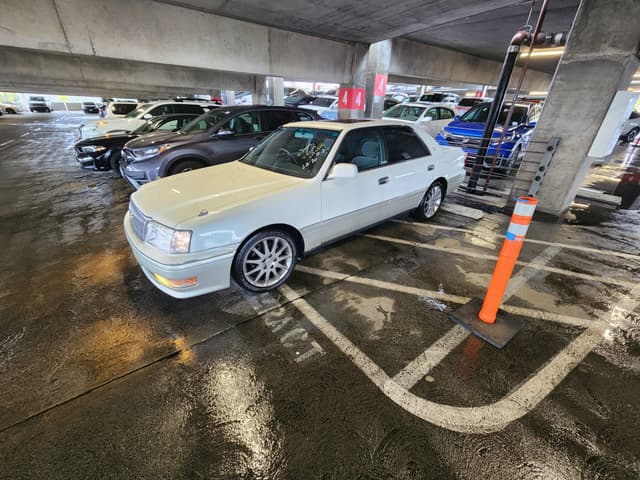 1999 Toyota Crown JDM car for sale — photo 21 of 24