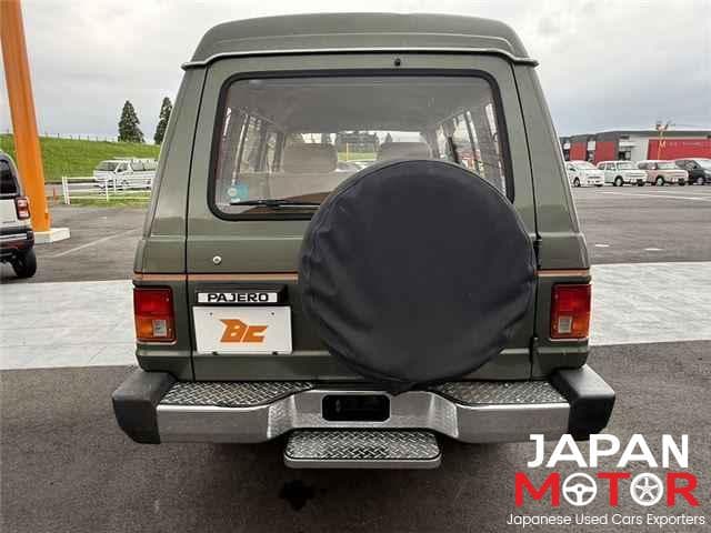 1988 Mitsubishi Pajero JDM car for sale — photo 4 of 11