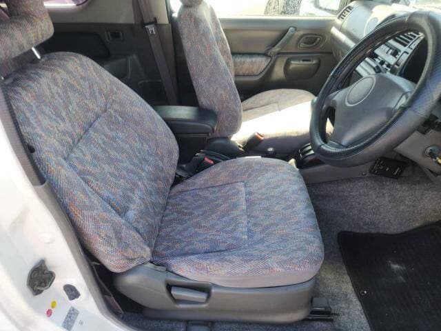 1999 Suzuki Jimny JDM car for sale — photo 6 of 19