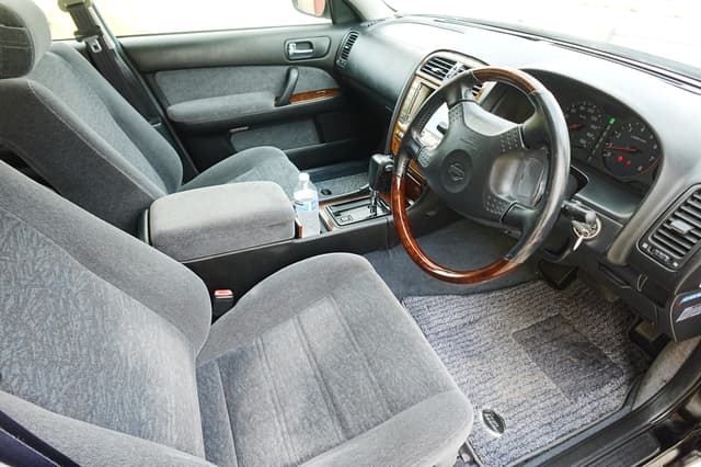 1999 Nissan Cedric JDM car for sale — photo 9 of 14