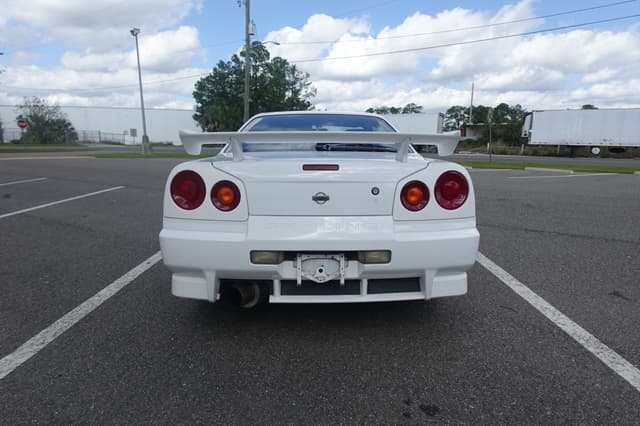 1998 Nissan Skyline JDM car for sale — photo 8 of 18