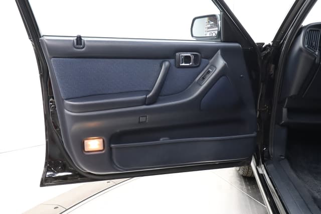 1995 Toyota Crown JDM car for sale — photo 24 of 25