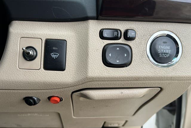 2011 Toyota Mark X JDM car for sale — photo 13 of 25