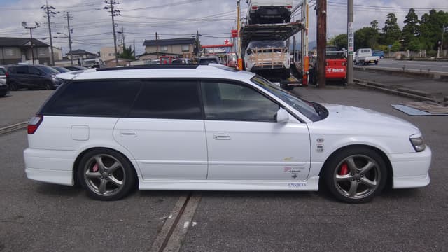 2001 Subaru Legacy JDM car for sale — photo 4 of 22