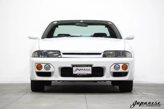 1998 Nissan Skyline JDM car for sale — photo 2 of 25