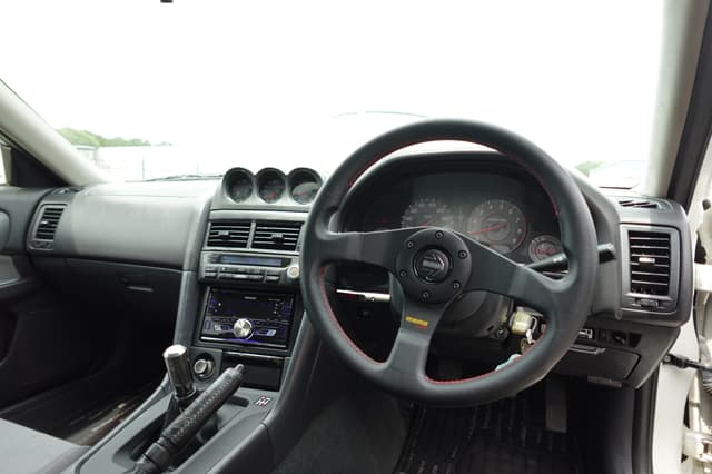 1998 Nissan Skyline JDM car for sale — photo 15 of 19
