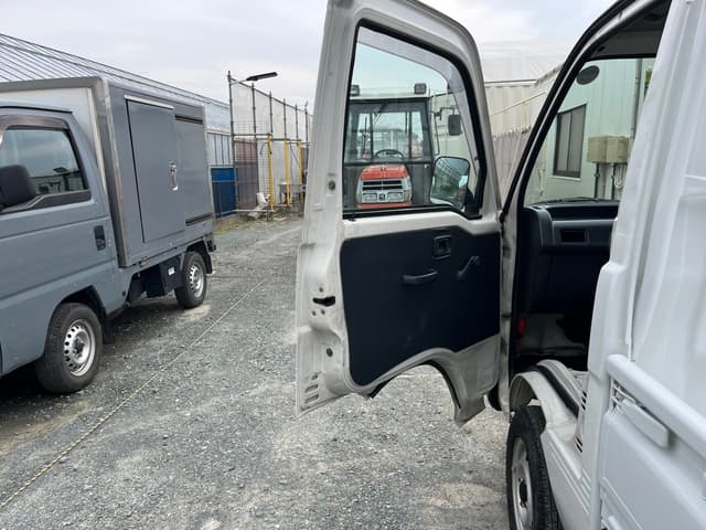 1999 Daihatsu Hijet JDM car for sale — photo 22 of 25