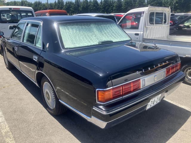 2001 Toyota Century JDM car for sale — photo 3 of 10