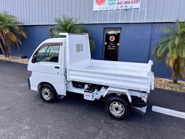 1998 Daihatsu Hijet JDM car for sale — photo 6 of 18
