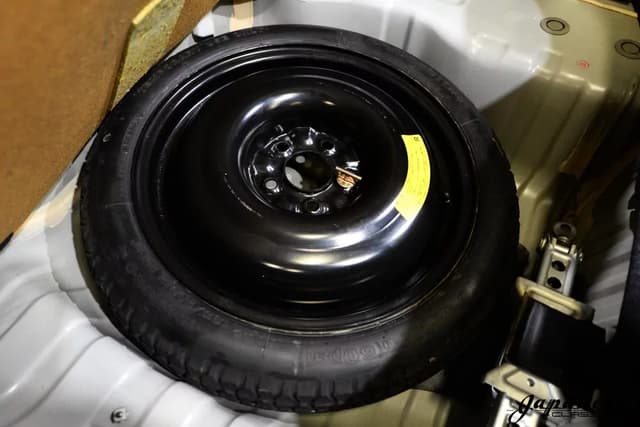 1998 Nissan Skyline JDM car for sale — photo 23 of 25