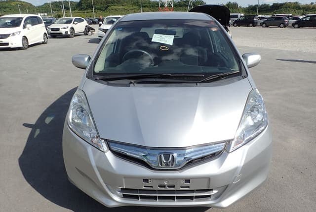 2011 Honda Fit JDM car for sale — photo 8 of 25