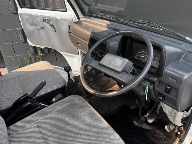 1993 Daihatsu Hijet JDM car for sale — photo 17 of 25