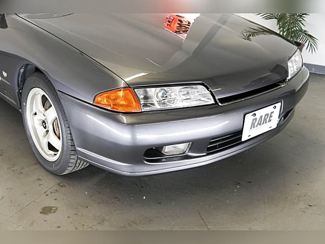 1993 Nissan Skyline JDM car for sale — photo 2 of 25