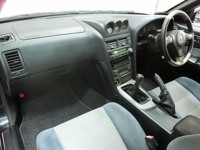 2001 Nissan Skyline JDM car for sale — photo 8 of 25